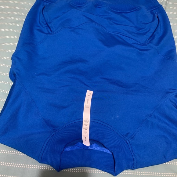 Lululemon - Picture 2 of 3